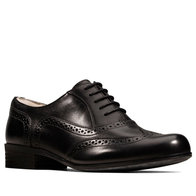 Clarks Women’s Hamble Oak Black Leather Brogues – Classic Lace-Up Brogues with Cushioned Footbed & Low Heel for Everyday Wea