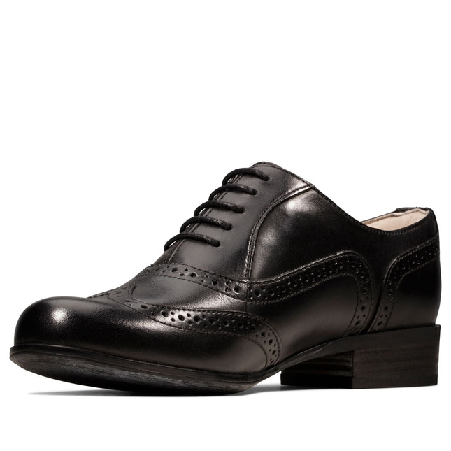 Clarks Women’s Hamble Oak Black Leather Brogues – Classic Lace-Up Brogues with Cushioned Footbed & Low Heel for Everyday Wea