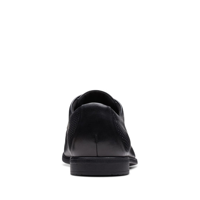Clarks Men’s Boswyn Lace Black Leather Lace-Up Shoes – Classic Smart Casual Leather Shoes with Comfortable Footbed & Durable Sole