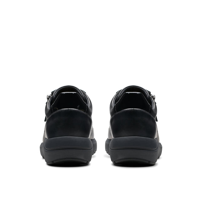Clarks Women’s Tivoli Zip Black Leather Trainers – Zip-Up Casual Trainers with Cushioned Comfort & Flexible Sole