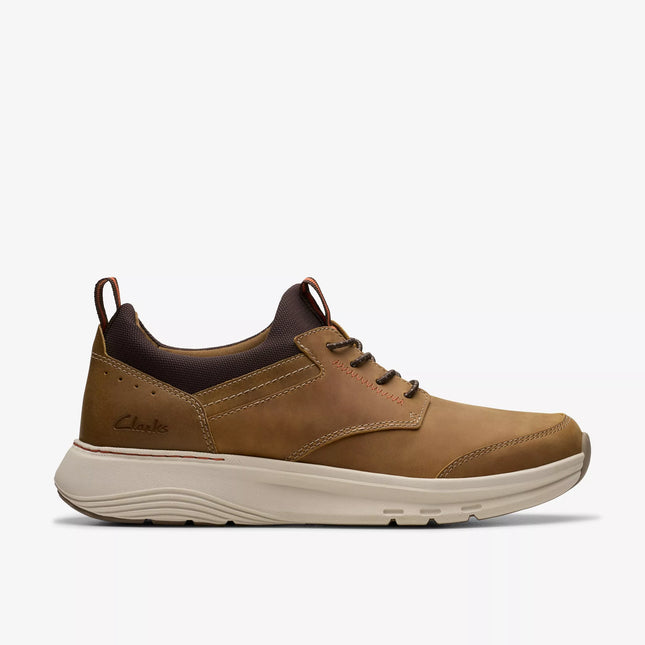 Clarks Men’s Motion Trek EZ Dark Tan Leather Lace-Up Shoes – All-Day Comfort Walking Shoes with Cushioned Footbed & Durable Outsole
