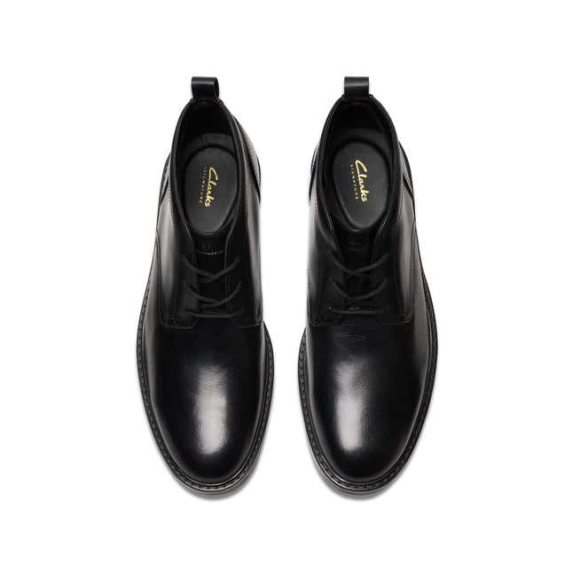 Clarks Aldwin Chukka Black Leather Men’s Ankle Boots – Smart-Casual Leather Boots with Cushioned Comfort & Durable Grip Sole